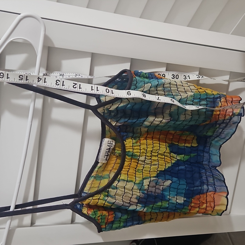 Colorful Ruffled Camisole Top - Picture 3 of 3